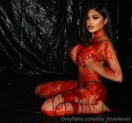 lilly love4ever onlyfans topless