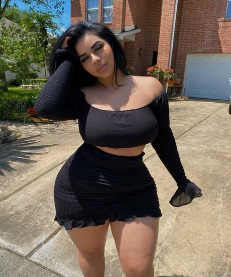 Megan Velez onlyfans leak