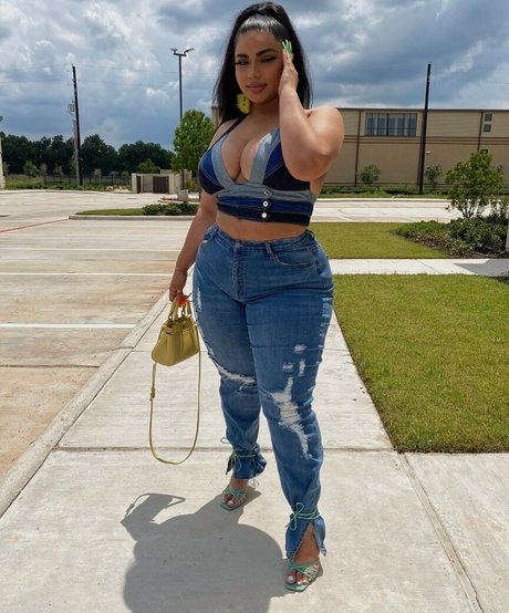 Megan Velez only fans sex