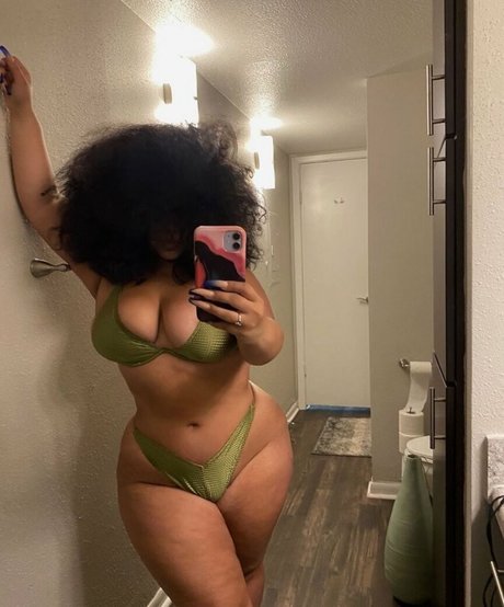 Megan Velez only fans photos