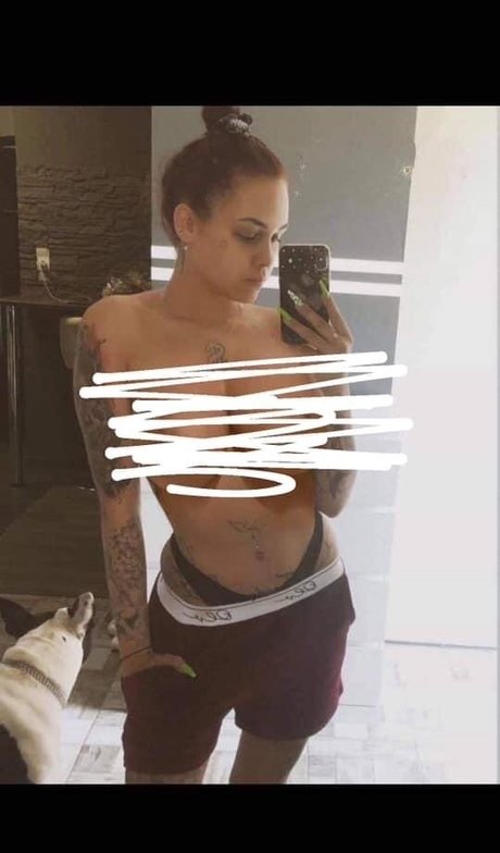 Lili Laskai naked leaked onlyfans