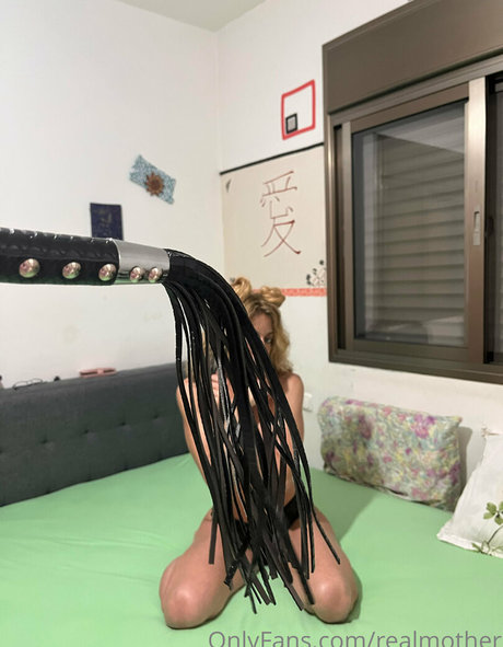 onlmomy ass onlyfans