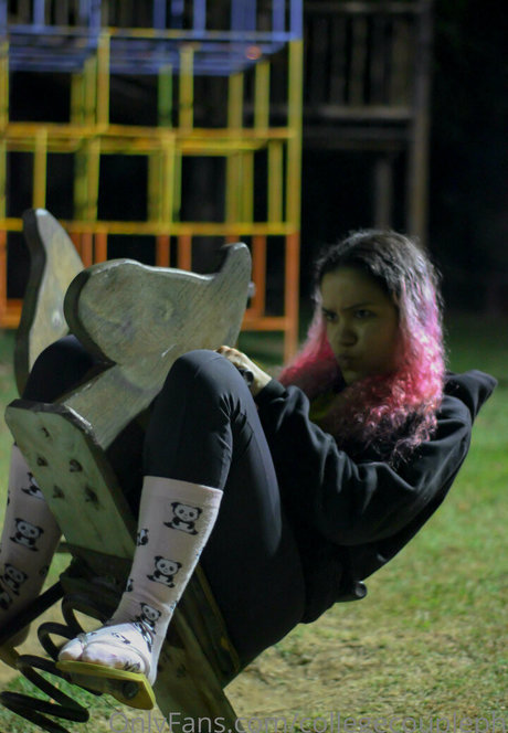 collegecoupleph onlyfans striptease