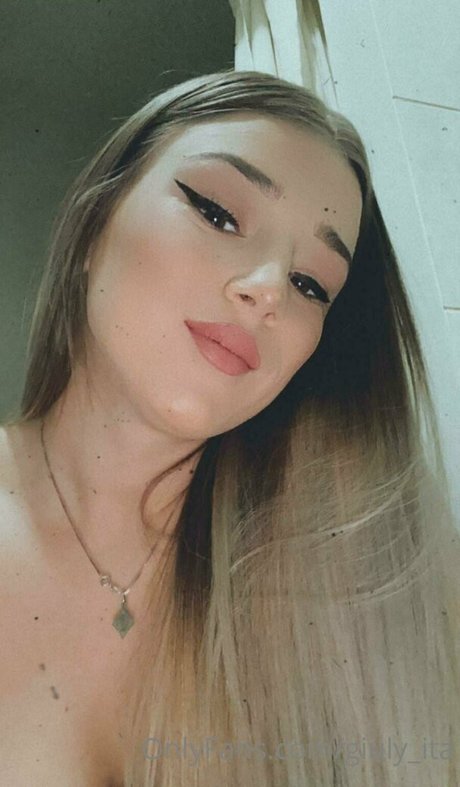 giuly ita onlyfans nude content