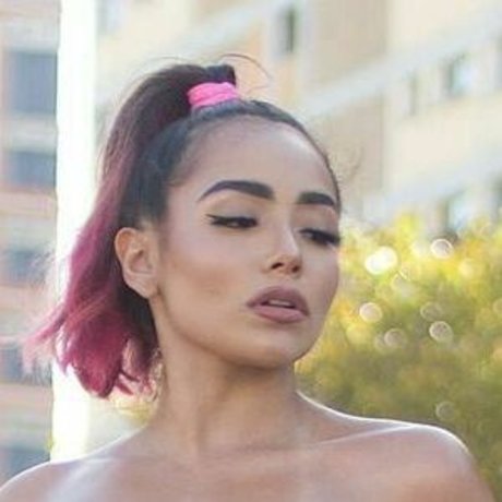 Dukka White nudes onlyfans leaks