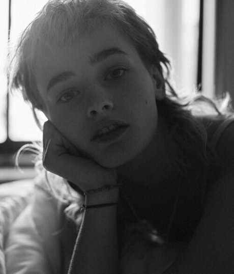 Esther McGregor onlyfans leak ass