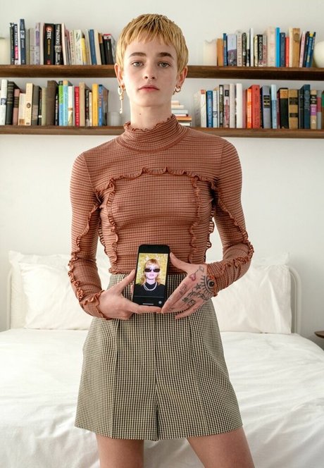 Esther McGregor onlyfans pics