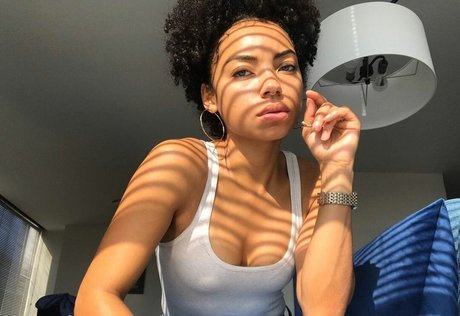 Logan Browning joi onlyfans