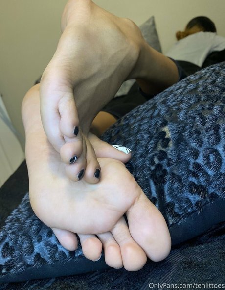 tenlittoes onlyfans strip