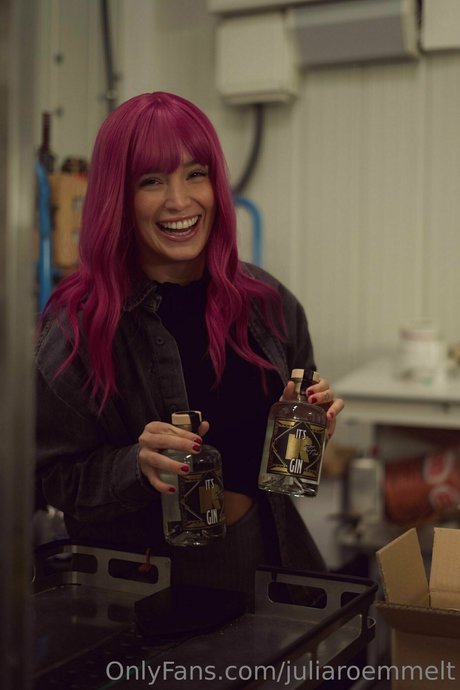 Julia Roemmelt only fans naked