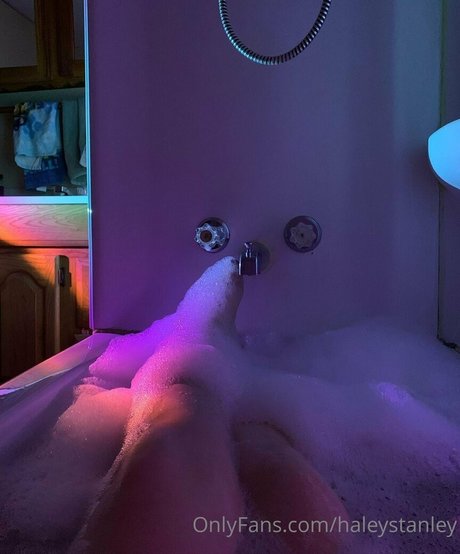 haleystanleyy leaked onlyfans nude