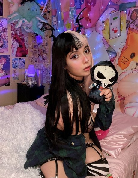 waterblossmfree onlyfans content type