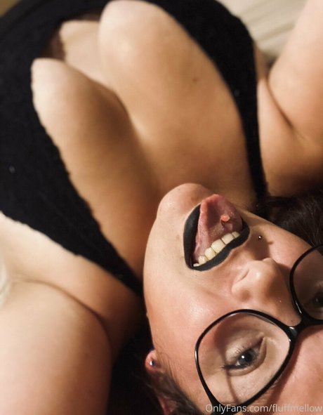 fluffmellow only fans leaks