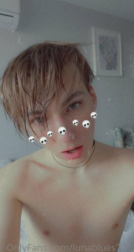 lunablues777 only fans naked