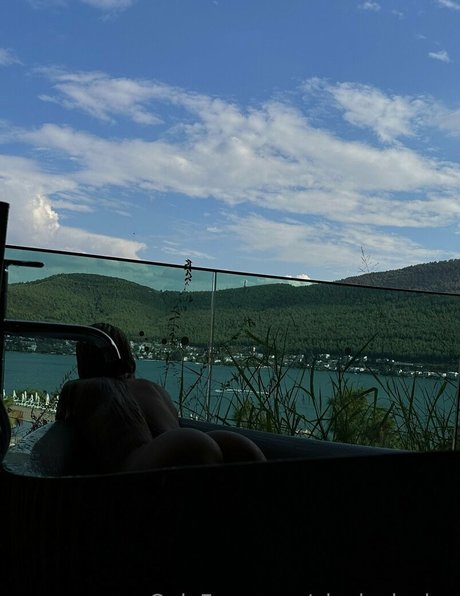 olyalyalyalya onlyfans nude tits