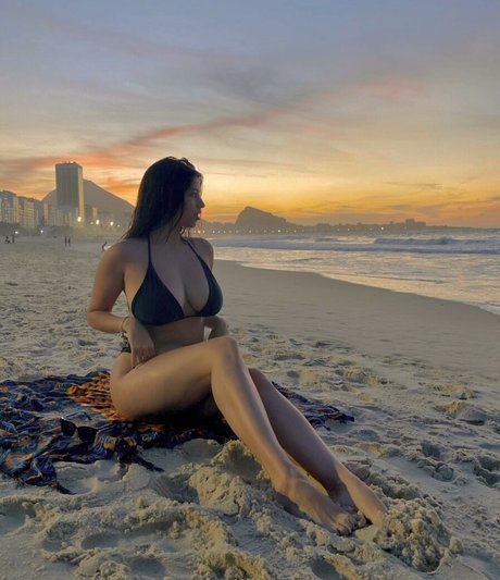 Anah Elisa only fans leak