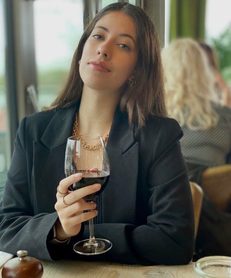 Anah Elisa free onlyfans