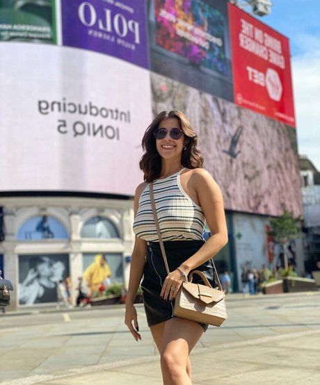 Anah Elisa onlyfans page