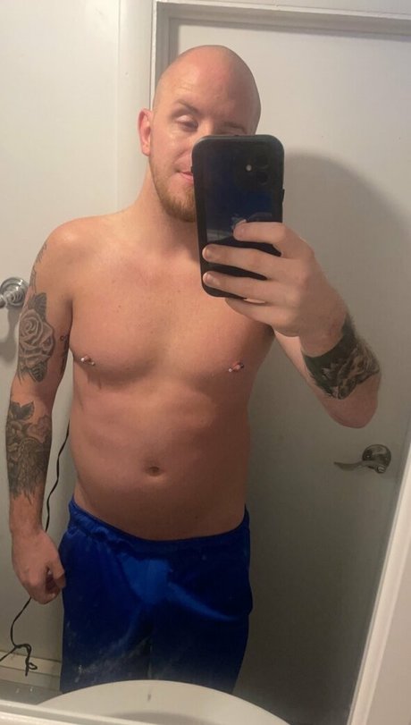 ranting riley Profile pic