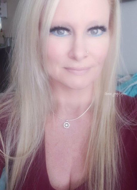 these grey eyes naked onlyfans leaked