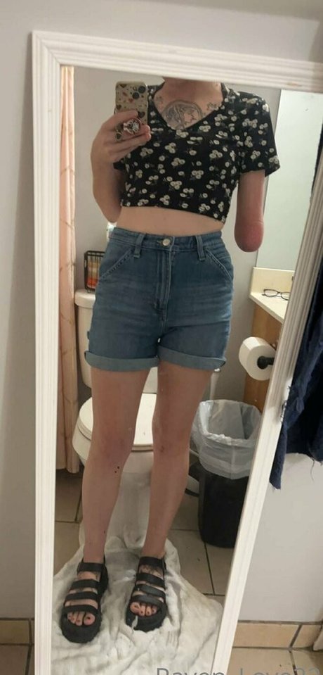 raven love22 onlyfans pics nude