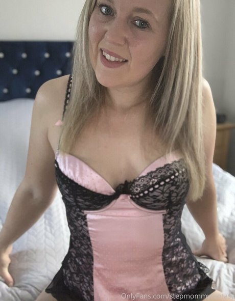 stepmommyfantasy onlyfans hot