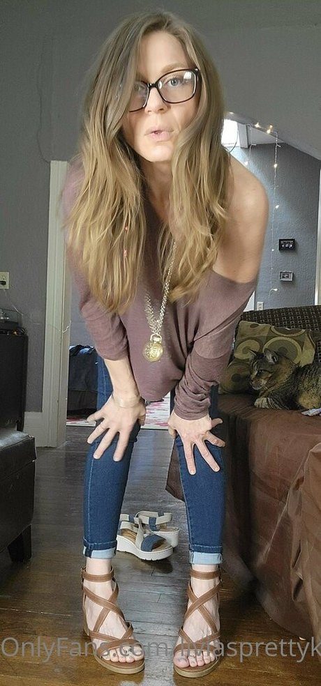 liviasprettykittyfree only fans leaks porn