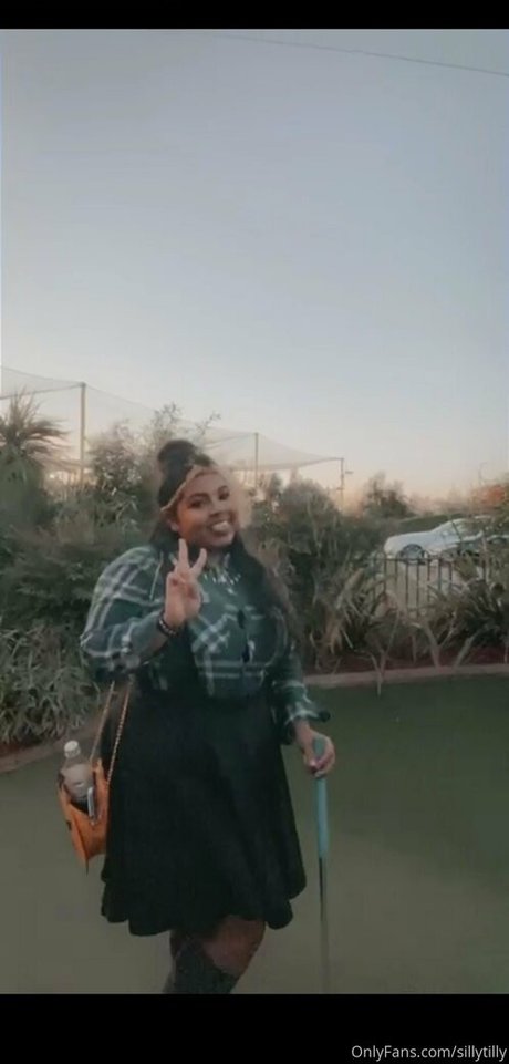 sillytilly only fans photos