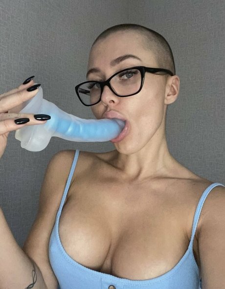 Laboredmantra928 nude onlyfans pics