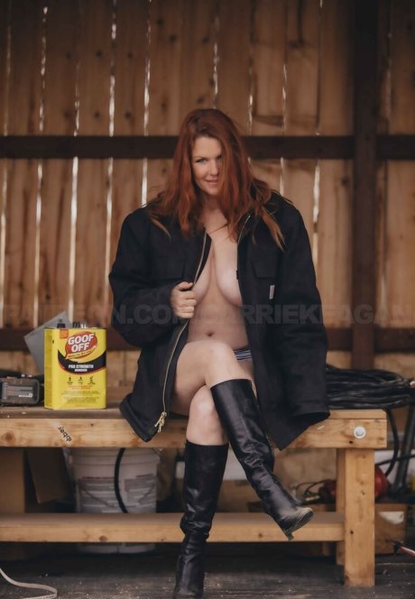 Carrie Keagen nude onlyfans leaked