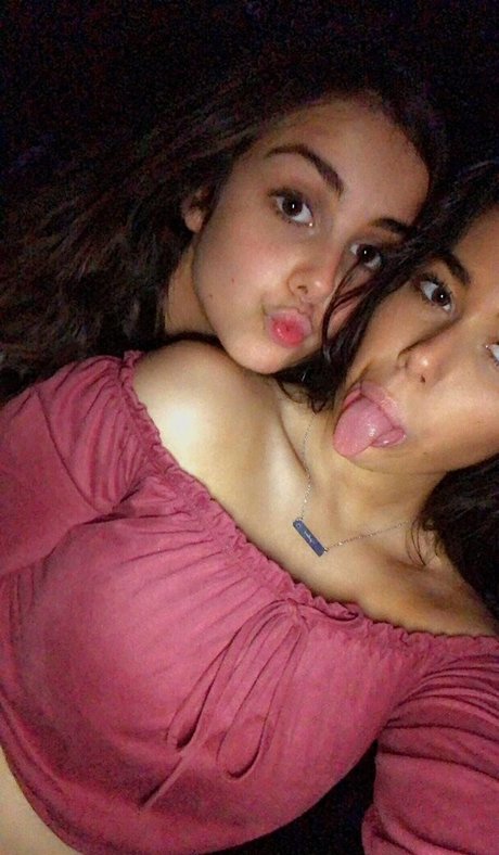 Nerdysara nude on onlyfans