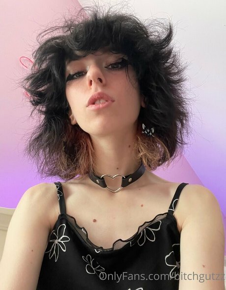 bitchgutzz onlyfans leaked dirtyship