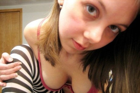 Pretty Boobs onlyfans strip tease