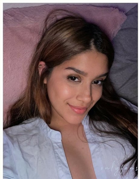 Virginhottie onlyfans nude porn