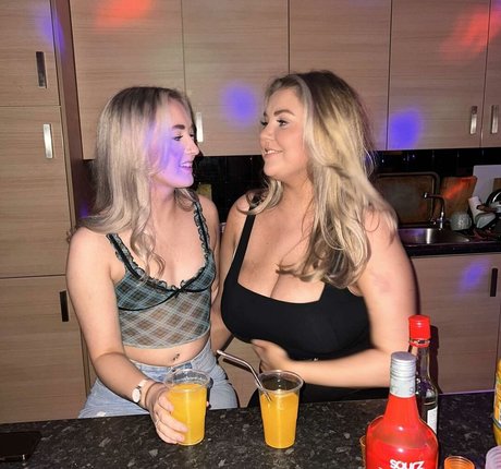 Katherine H onlyfans leaked tits