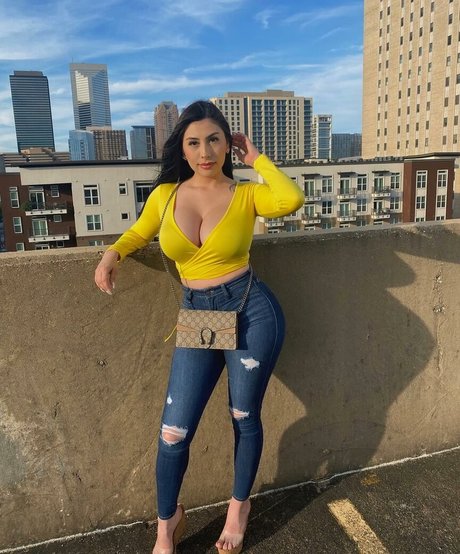 Michelle Balderrama naked onlyfans pics