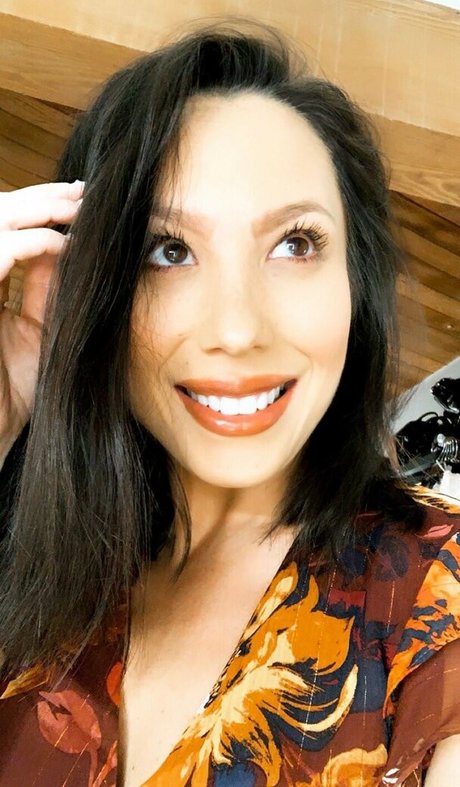 Cheryl Burke porn onlyfans