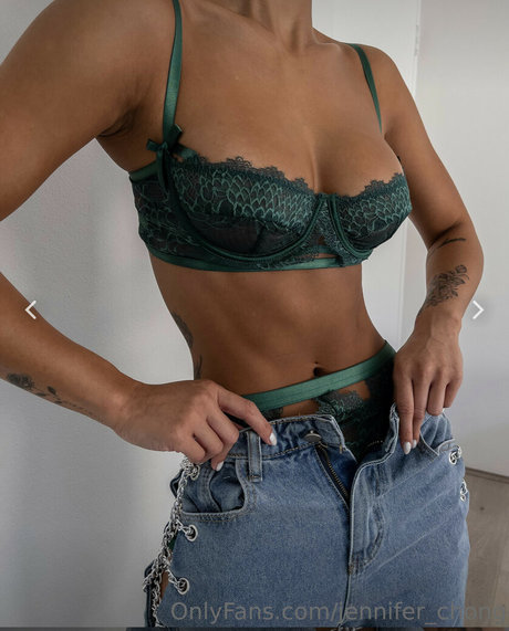Jennifer Chong onlyfans boobs