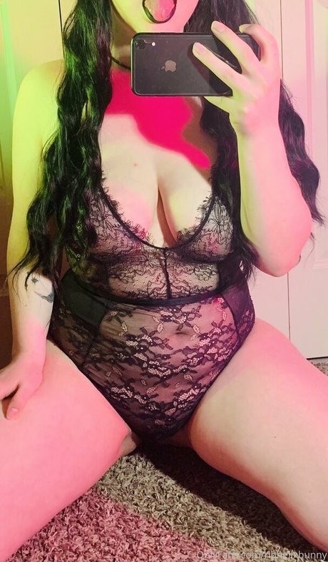 riphellxbunny onlyfans leams