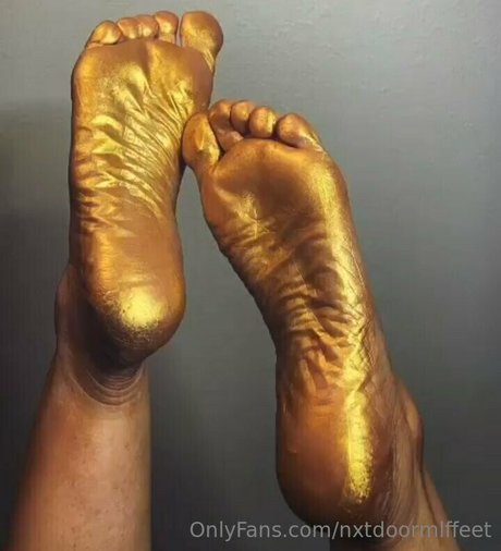 nxtdoormlffeet onlyfans naked leak