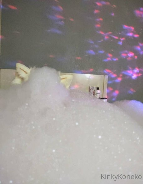 kinkykoneko69 onlyfans free content