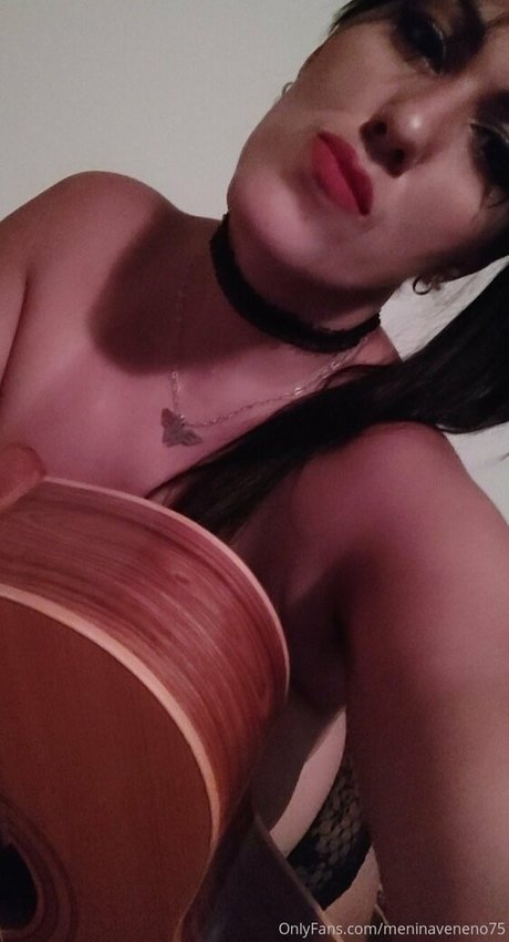 meninaveneno75 onlyfans leaked