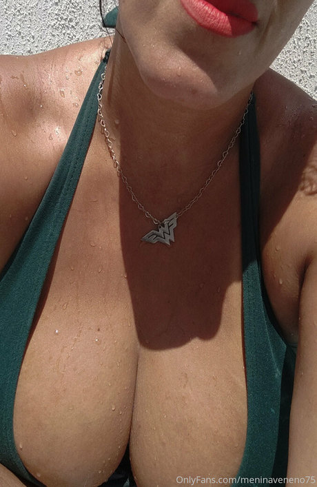 meninaveneno75 onlyfans naked leaked