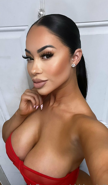 Shantel Tinajero onlyfans leake