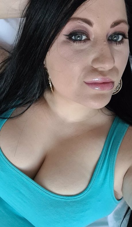 larajadedeene onlyfans photos