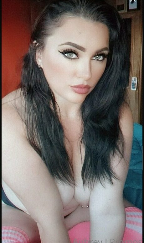 aubreyj20 onlyfans porn leaked