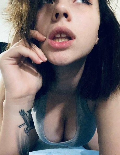 bella ruiz onlyfans naked