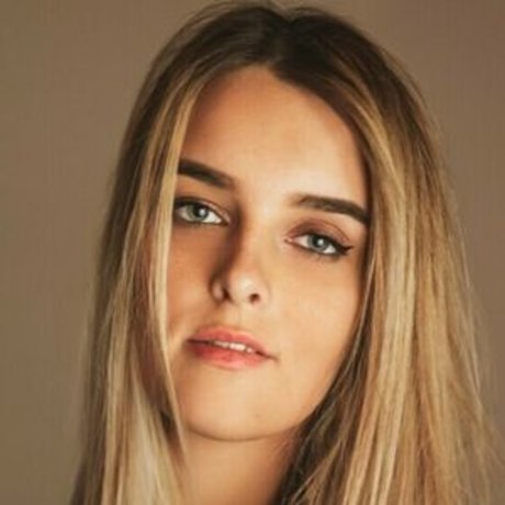 zocarter onlyfans model photo