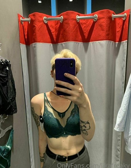 likafreaky nude leak onlyfans