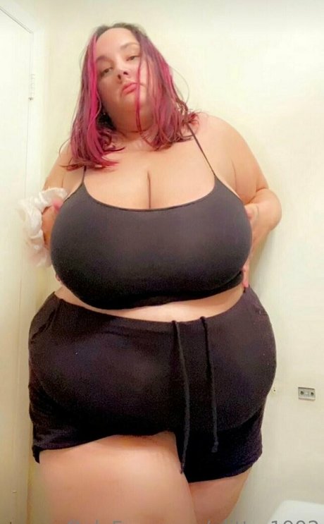 glitter1992 only fans nude leaks